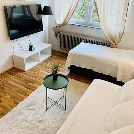 Top Renoviertes Apartement In Bester Lage Von Homburg- 5 Fussminuten Zur Uniklinik Homburg  Luaran gambar