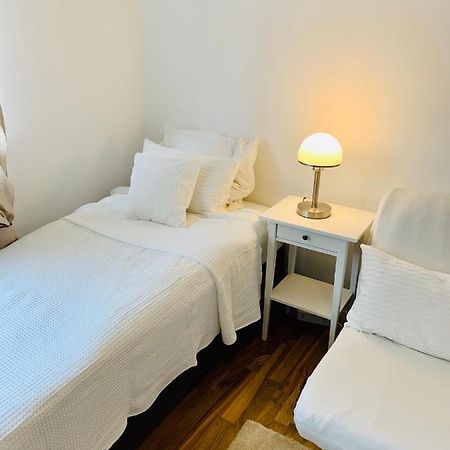 Top Renoviertes Apartement In Bester Lage Von Homburg- 5 Fussminuten Zur Uniklinik Homburg  Luaran gambar
