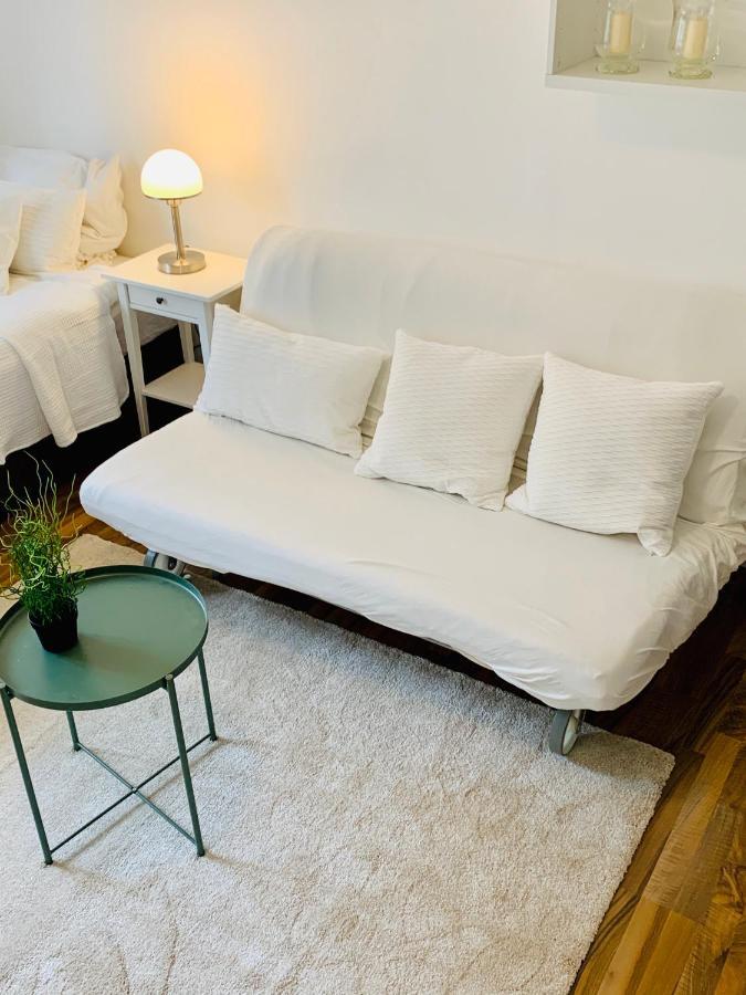 Top Renoviertes Apartement In Bester Lage Von Homburg- 5 Fussminuten Zur Uniklinik Homburg  Luaran gambar