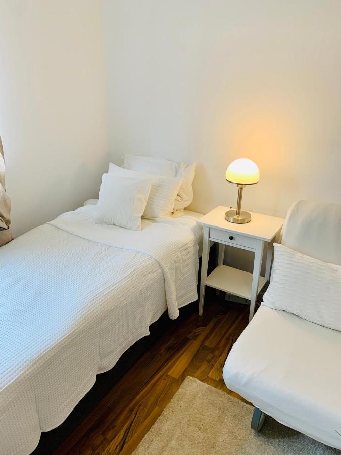 Top Renoviertes Apartement In Bester Lage Von Homburg- 5 Fussminuten Zur Uniklinik Homburg  Luaran gambar